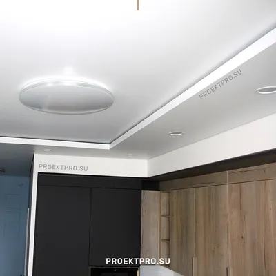 Двухуровневый глянцевый натяжной потолок для кухни 11 м2 монтаж и установка  в Саратове