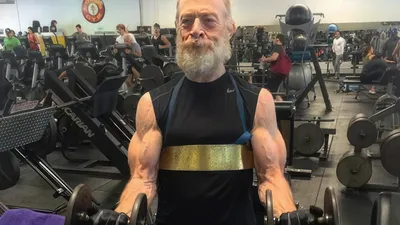 Разнообразие размеров фотографий Дж.К. Симмонс