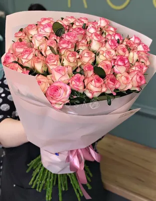 Купить 51 розовая роза джумилия 80 см в Москве - 8 990 руб. | Бесплатная  доставка
