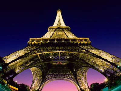 Где запрещены селфи и можно ли фотографировать Эйфелеву башню? | Ассоциация  Туроператоров