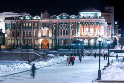 Фотографии весны в Екатеринбурге в 2020 году, снег весной в Екатеринбурге -  17 марта 2020 - e1.ru