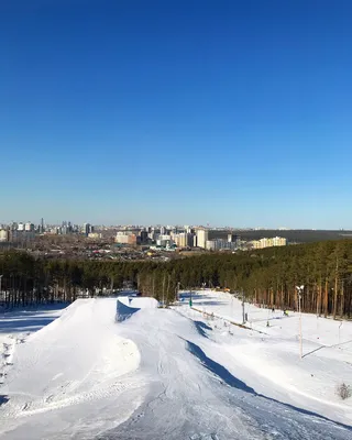 Оказывается, в городе есть пробки. Они и мешают». Замглавы на пресс-туре  рассказал, почему трудно чистить Екатеринбург от снега (ФОТО) / 22 декабря  2021 | Екатеринбург, Новости дня 22.12.21 | © РИА Новый День