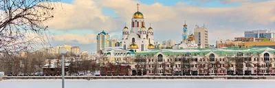 Дорога в Екатеринбург: какая лучше – железная или автомобильная