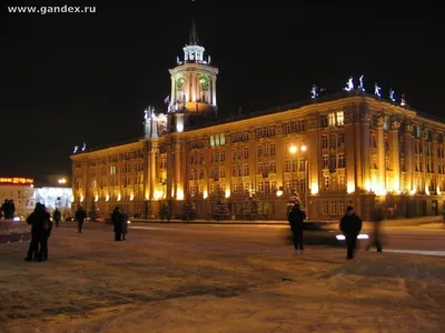 Отражение культуры и искусства Екатеринбурга на фото