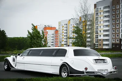 Ретро-авто Excalibur Phantom (кабриолет) в аренду в Москве - компания  \"Свадебные Авто\"