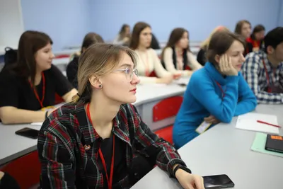 Экзамен по латышскому языку ежедневно сдают до 300 граждан РФ / Статья