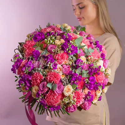 Экзотические букеты - купить цветы в Москве с бесплатной доставкой