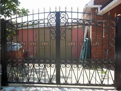 Кованые ворота с калиткой в Казани