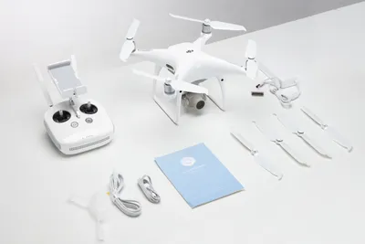 My Review of the DJI Phantom 4 (Standard, Advanced and Pro) - Drone  Traveller