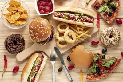 Fast food: benefits or harms