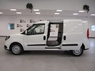 Fiat Doblo Maxi - Rent.is