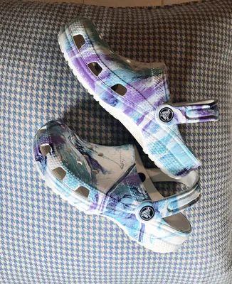 Crocs inspo ✨ | Crocs fashion, Purple crocs, Nike shoes girls