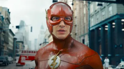 The Flash Running: Can The Flash Really Run Up The Side Of Buildings?