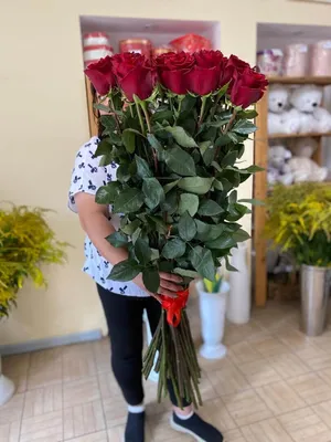 Букет из 31 красной розы купить с доставкой по Киеву, Украине и Миру-  AnnetFlowers