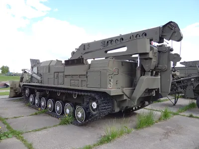 Бойцы ВСУ показали в работе редкую машину БАТ-2: чем она полезна (видео).  Читайте на UKR.NET