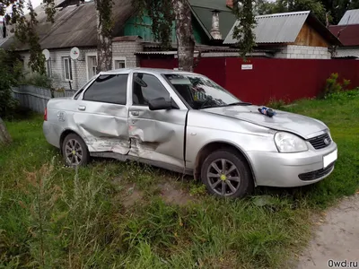 Битый автомобиль LADA (ВАЗ) Priora (2009) в Краснодаре