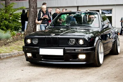 Обвес M3 EVO BMW E30. Купить обвес m3 evo bmw e30 от Hard-Tuning.ru
