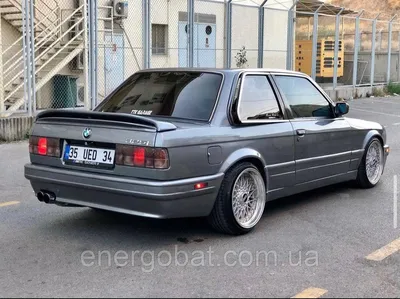 Матовый черный BMW E30 M3 DTM Replica от PSI