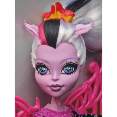 Купить куклу Бонита Фемур Bonita Femur Freaky Fusion Hybrids