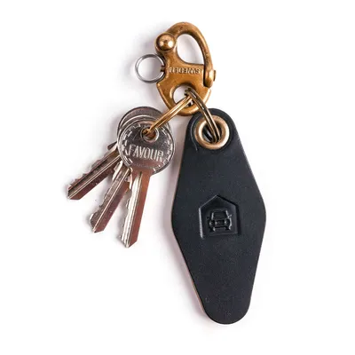 Кожаный брелок для ключей с иконкой гаража - Manboro Store - изделия из  кожи ручной работы