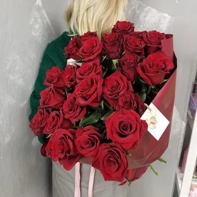 Букет из 19 красных роз (50 см ) за 4533р. Позиция № 2859