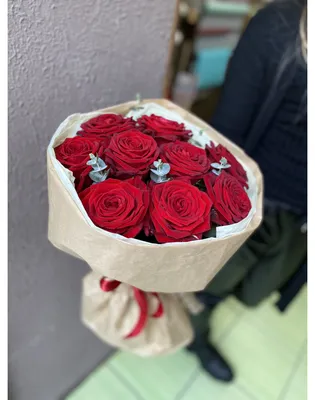 Букет с красными розами, доствка по г. Киев. Красивый букет алых роз.  Вишневые розы букет. Букет красивых красных роз. Кенийские розы в букете.