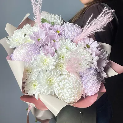 Хризантемы с розами - 29 шт. за 15 290 руб. | Бесплатная доставка цветов по  Москве