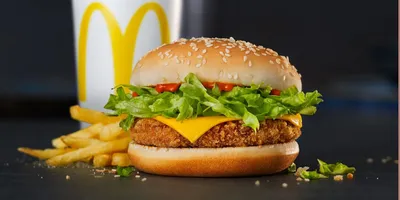 Знаменитые бургеры ресторанов Макдоналдс теперь готовятся новым способом  для еще более насыщенного вкуса - Locals