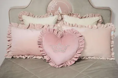 Стильные подушки для декора интерьера