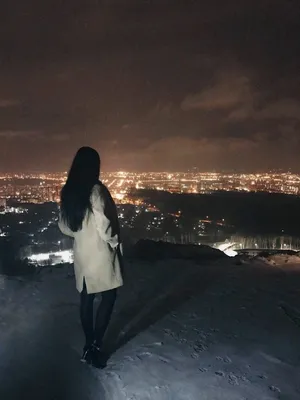 Зима❄️❄️❄️ Девушка с белыми волосами…» — создано в Шедевруме