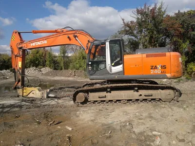 Экскаватор Hitachi ZX210LCN-5A среднего класса: технические характеристики