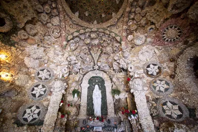Photos: Inside Iowa's Grotto of the Redemption in West Bend