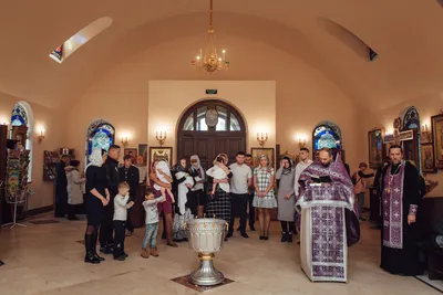 Видеосъемка крещения ребёнка в Петербурге. Видеосъемка крещения в СПб