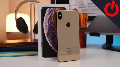 Mark Otto on X: \"iPhone Xs Max in gold looks really good y'all. First time  not getting Space Gray and every time I look at it, it gets better.  https://t.co/HLfDWiAe0l\" / X