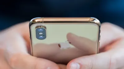 $15,000 gold iPhone XS Max will break your bank account | Cult of Mac