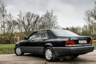 Mercedes-Benz W140 | Мерседес бэнс, Автомобили, Черные автомобили