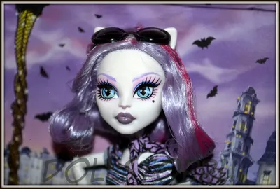 Оригинальная кукла Monster High Кэтрин де Мяу — купить в Красноярске. Куклы  на интернет-аукционе Au.ru