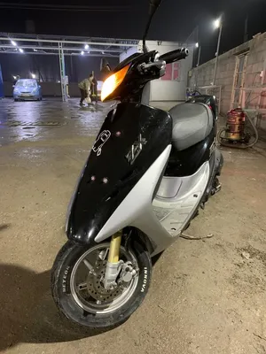 Спойлер, багажник в сборе с фонарём стоп сигнала, на Хонда Дио 34, Дио 35,  Honda AF34, Honda Dio AF-35 - интернет магазин Scooterservis.com | Купить  Спойлер, багажник в сборе с фонарём стоп