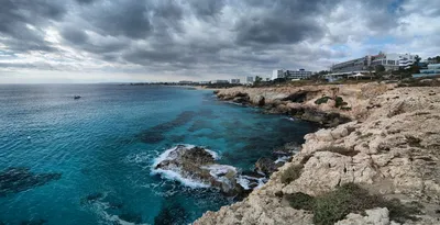 IvcHpa - 👯 Причины отправиться на Кипр 👯 ➡1. Климат 🔹Климат Кипра очень  мягкий средиземноморский, поэтому благоприятен для отдыха в любое время  года. Лето здесь жаркое, сухое, зима короткая, влажная и теплая.