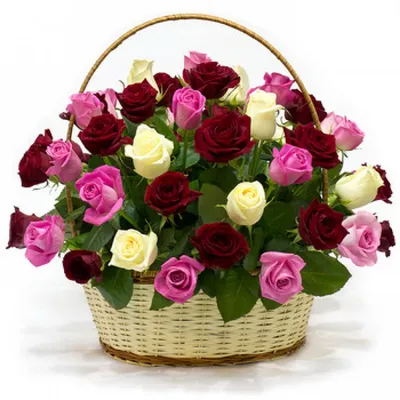 Цветочный микс в корзине от 75 шт. за 25 690 руб. | Бесплатная доставка  цветов по Москве