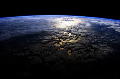 Космос стал ближе: «Джеймс Уэбб» прислал фото Юпитера и спутников в высоком  разрешении