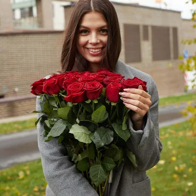 Букет 25 красных роз - доставляем цветы по всей Украине | Juli