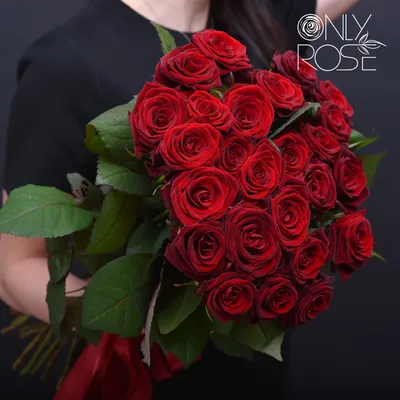 Букет из красных и розовых роз – купить с доставкой в Москве. Цена ниже!