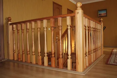 Лестницы из дерева на заказ, изготовление деревянных лестниц в Москве