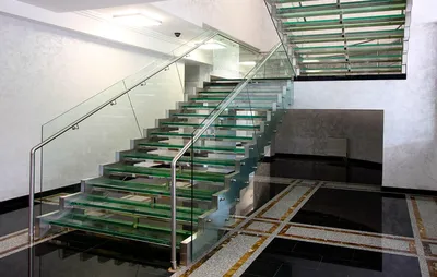 Металлические лестницы в частный дом на второй этаж — ОМАН