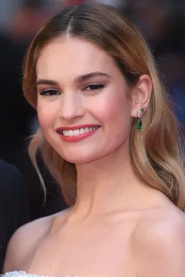 Лили Джеймс (Lily James)