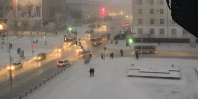 Не паникуйте». Минздрав назвал правила поведения при падении на льду | РБК  Life