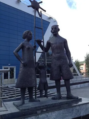 Памятник мамонтенку, Ханты-Мансийск: лучшие советы перед посещением -  Tripadvisor