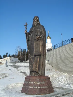 Памятник на могилу в Ханты-Мансийске купить по доступной цене