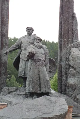 Памятник Югра многоликая, Ханты-Мансийск — 2ГИС